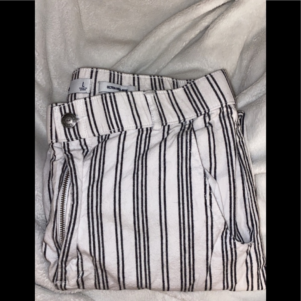 hollister stripped pants